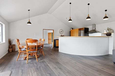 Photo of property in 233 Maungatawhiri Road, Raglan, 3295