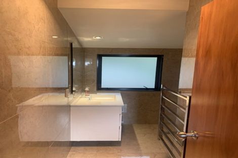 Photo of property in 14 Bonnard Place, West Harbour, Auckland, 0618