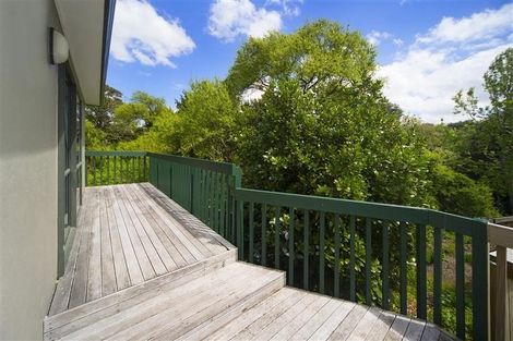 Photo of property in 2/8 Fuchsia Place, Birkdale, Auckland, 0626