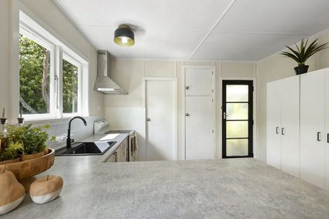 Photo of property in 117f Seaview Road, Westown, New Plymouth, 4310