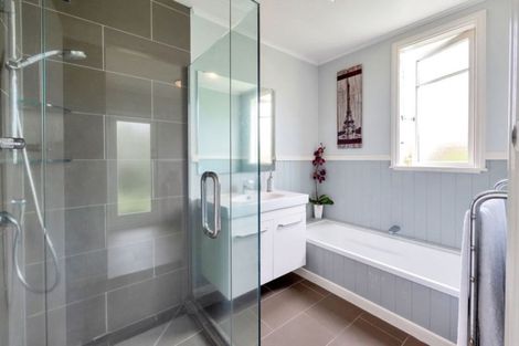 Photo of property in 13 Albert Street, Papakura, 2110