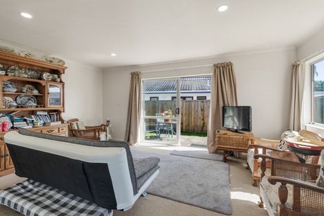 Photo of property in 130 Windsor Road, Bellevue, Tauranga, 3110