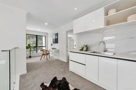 Photo of property in 40 Tannaghmore Drive, Flat Bush, Auckland, 2019