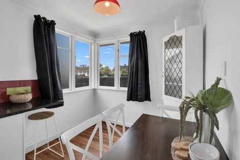 Photo of property in 33 Matipo Street, Castlecliff, Whanganui, 4501