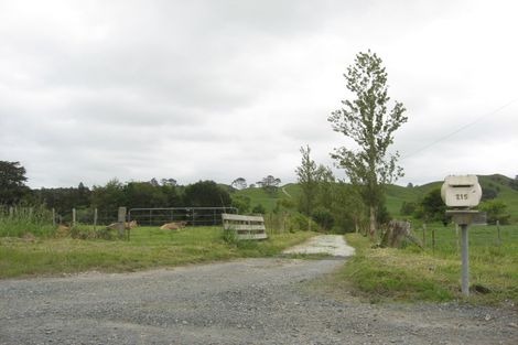 Photo of property in 215 Silver Hill Road, Wellsford, 0975