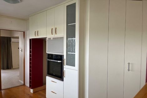 Photo of property in 6 Raines Avenue, Forrest Hill, Auckland, 0620