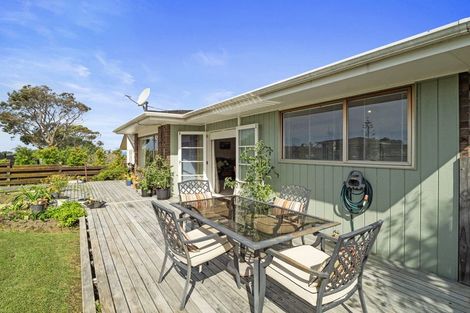 Photo of property in 85 Weatherly Road, Torbay, Auckland, 0630