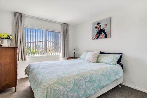 Photo of property in 11 Kamahi Crescent, Papamoa Beach, Papamoa, 3118