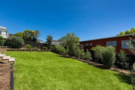 Photo of property in 7 Seabar Place, Glen Eden, Auckland, 0602