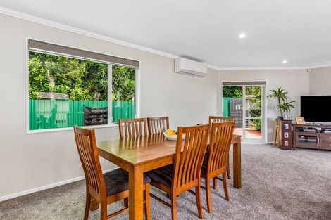 Photo of property in 13b Peterhouse Street, Tawa, Wellington, 5028