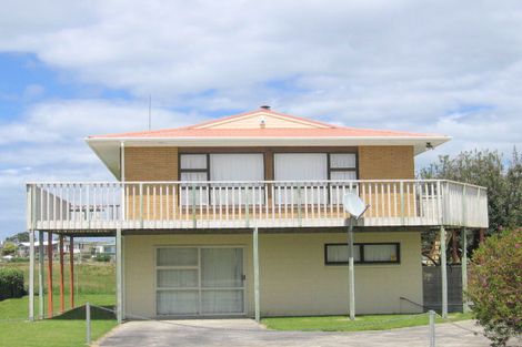 Photo of property in 8 Glen Isla Place, Waihi Beach, 3611