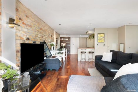 Photo of property in 25/73 Princes Street, Northcote Point, Auckland, 0627
