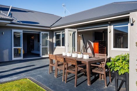 Photo of property in 12 Liberty Grove, Kelvin Grove, Palmerston North, 4414