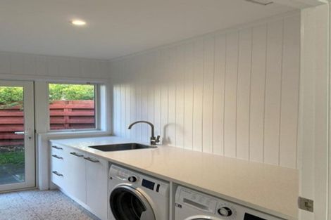 Photo of property in 2/19 Craig Road, Milford, Auckland, 0620