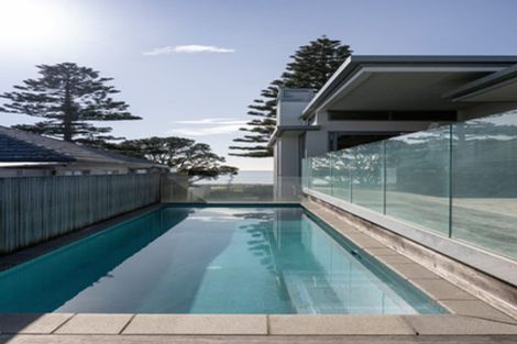 Photo of property in 81 Marine Parade, Mount Maunganui, 3116