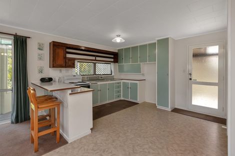 Photo of property in 2 Byles Road, Opuawhanga, Hikurangi, 0181