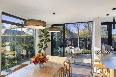 Photo of property in 24b Queens Avenue, Merivale, Christchurch, 8014