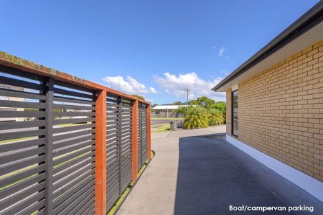 Photo of property in 1 Cobham Lane, Whitianga, 3510