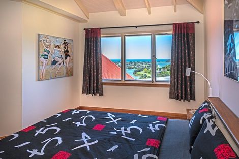 Photo of property in 2 Hinemoa Terrace, Tairua, 3508
