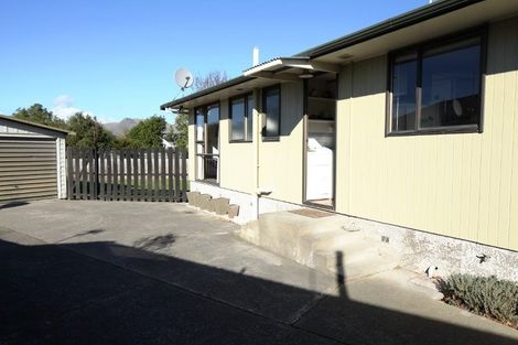 Photo of property in 15 Wanstead Place, Woolston, Christchurch, 8062