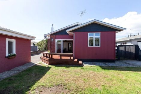 Photo of property in 286 Carrington Street, Vogeltown, New Plymouth, 4310