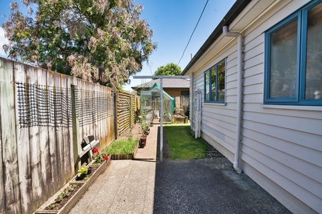 Photo of property in 76 Lothian Brae, Wattle Downs, Auckland, 2103