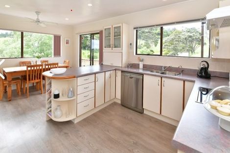 Photo of property in 220 Anderson Road, Helensville, 0875