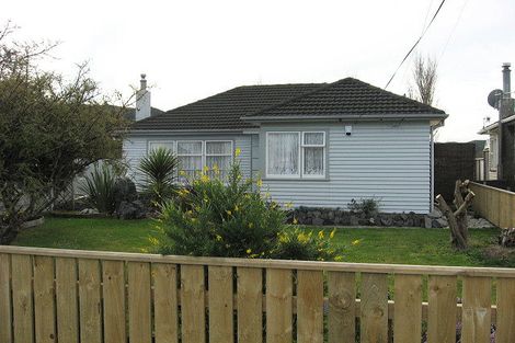 Photo of property in 8 Russell Road, Wainuiomata, Lower Hutt, 5014