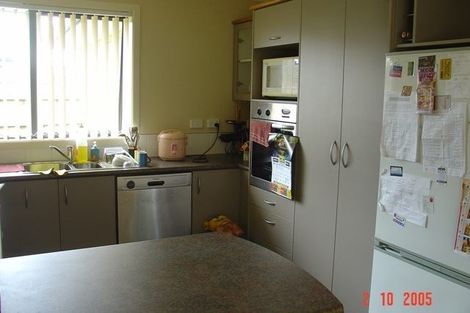 Photo of property in 8a Carisbrook Place, Rototuna North, Hamilton, 3210