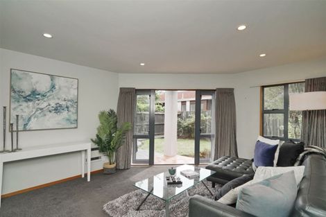 Photo of property in 3/96 Wainui Street, Riccarton, Christchurch, 8041