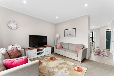 Photo of property in 12 Malcolm Calder Road, Hobsonville, Auckland, 0616