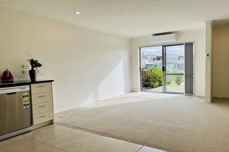 Photo of property in 11/46 Park Estate Road, Rosehill, Papakura, 2113