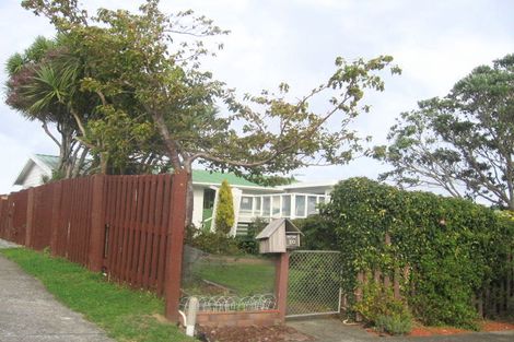 Photo of property in 10 Maple Grove, Maungaraki, Lower Hutt, 5010