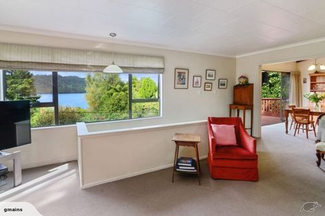 Photo of property in 50 Okareka Loop Road, Lake Okareka, Rotorua, 3076