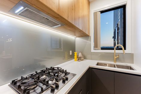 Photo of property in 17 Manawanui Way, Orewa, 0931