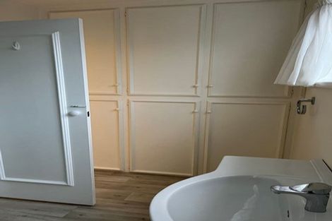 Photo of property in 1/73a Garreg Road, Bryndwr, Christchurch, 8052