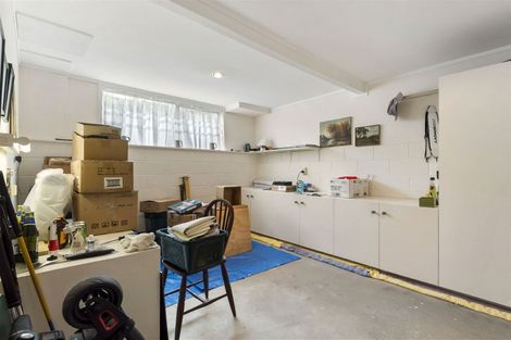 Photo of property in 1/10 Kiteroa Terrace, Rothesay Bay, Auckland, 0630