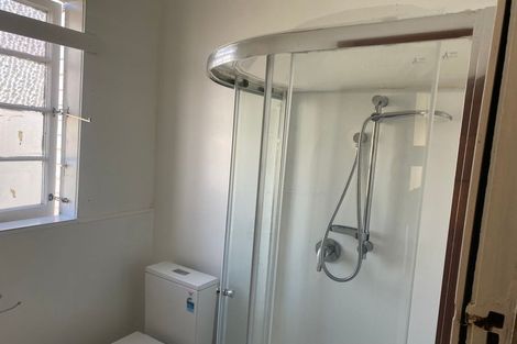 Photo of property in 22 Mcgiffert Street, Palmerston North, 4410