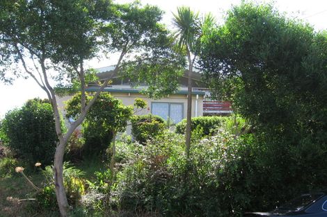 Photo of property in 5 Korotaha Terrace, Rothesay Bay, Auckland, 0630