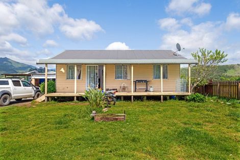 Photo of property in 63 Wharf Road, Hicks Bay, Tikitiki, 4087