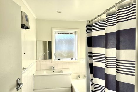 Photo of property in 19 Wentworth Street, Ilam, Christchurch, 8041