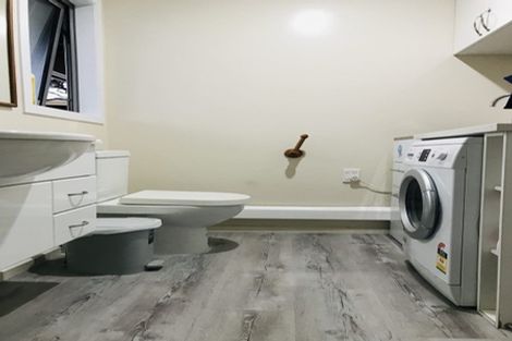 Photo of property in 86 Hadfield Street, Beach Haven, Auckland, 0626