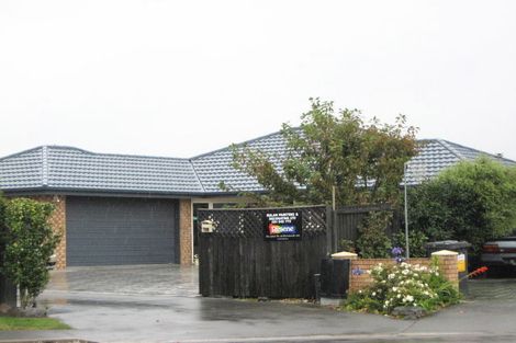 Photo of property in 10b Sutton Place, Dallington, Christchurch, 8061