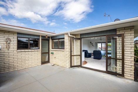 Photo of property in 11 Tukapa Street, Westown, New Plymouth, 4310