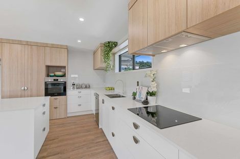 Photo of property in 2 Evan Tasman Lane, Waiuku, 2123