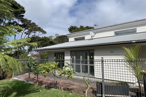 Photo of property in 131 Colwill Road, Massey, Auckland, 0614