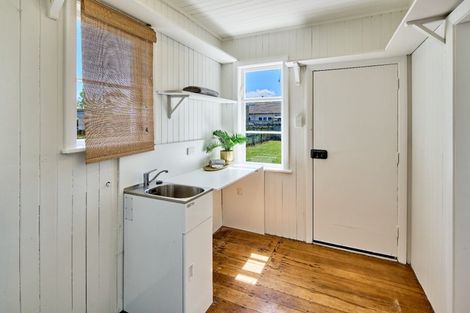 Photo of property in 125 Oxford Terrace, Epuni, Lower Hutt, 5011