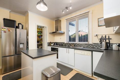 Photo of property in 44 Harris Street, Waimate, 7924