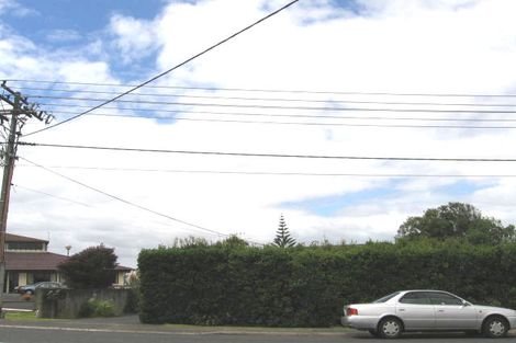 Photo of property in 1/311 Sunset Road, Sunnynook, Auckland, 0632