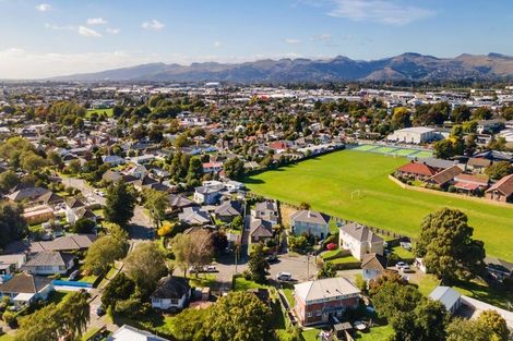 Photo of property in 20a Tiora Place, Upper Riccarton, Christchurch, 8041